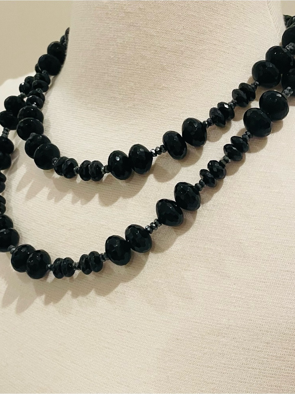 Black Faceted Bead Necklace - Women Jewelry